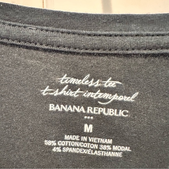🌷SALE 3/$21🌷Banana Republic Long Sleeve Tee - Picture 3 of 4